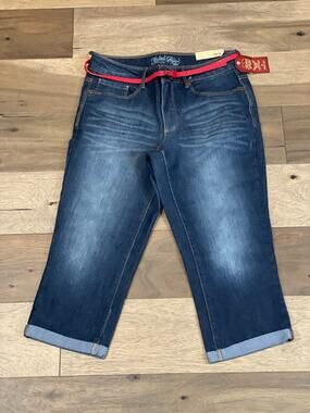 Faded Glory Jean Capri Pants Size 12 Blue Cuffed Denim Red Belt New With Tag